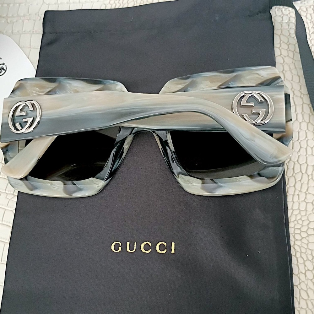 Rare HOT Gucci "GRAY COLOR" Swarovski Rhinestones Square Sunglasses GG0048/S - Picture 9 of 16